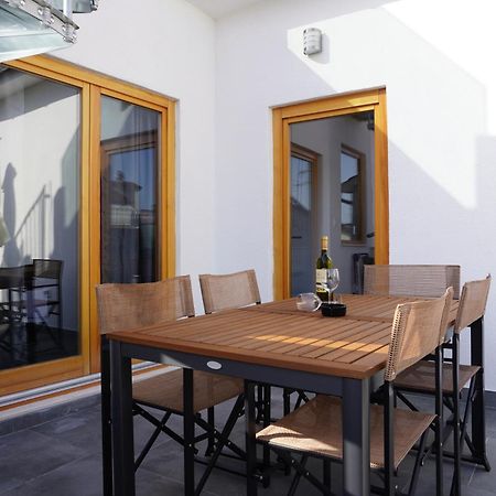 Fjaka Apartments & Rooms Šibenik Екстериор снимка