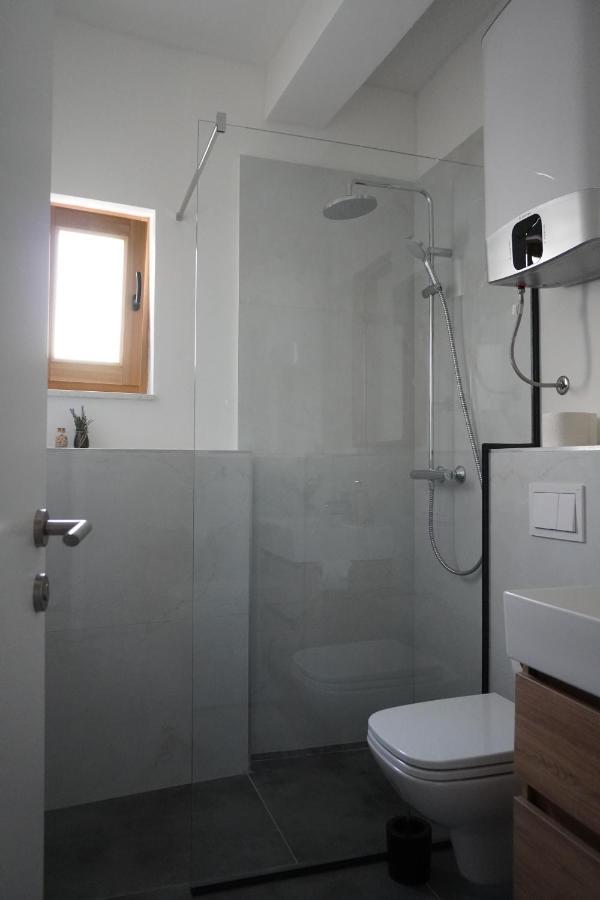 Fjaka Apartments & Rooms Šibenik Екстериор снимка