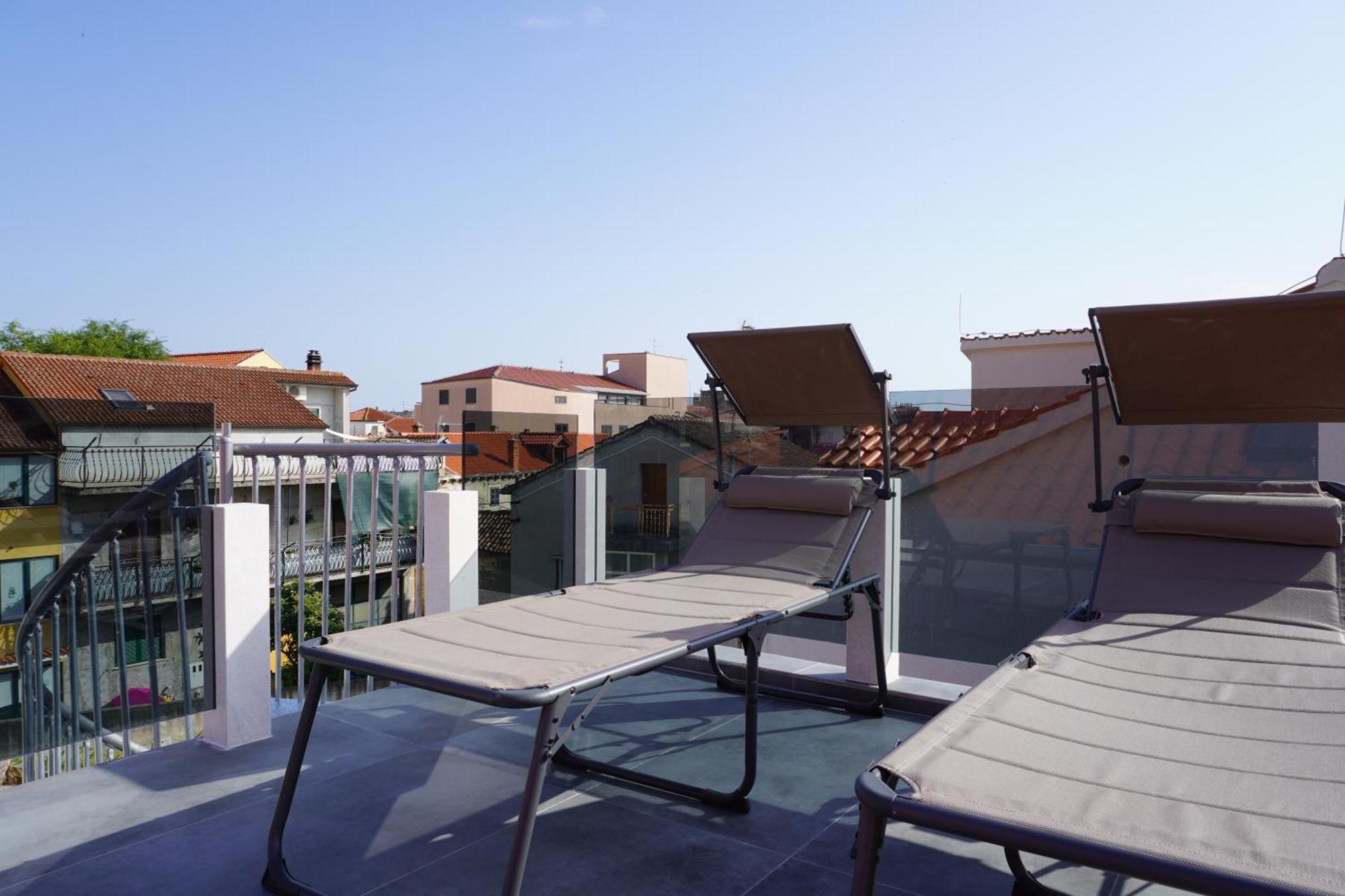 Fjaka Apartments & Rooms Šibenik Екстериор снимка